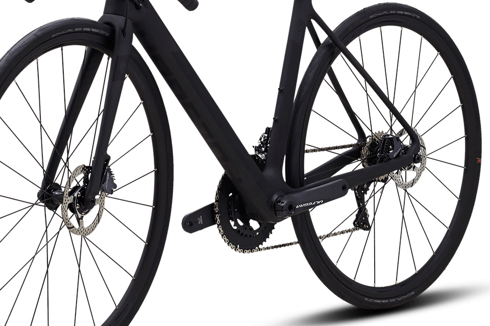 Strattos S8D 2021 - функционал диктует форму